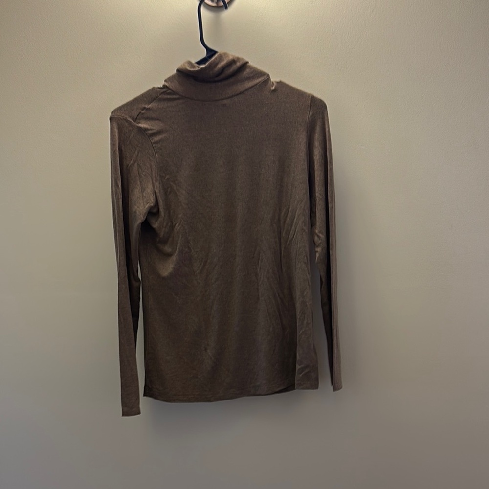 Tahari Brown Long Sleeve Turtleneck Top Women Small EUC